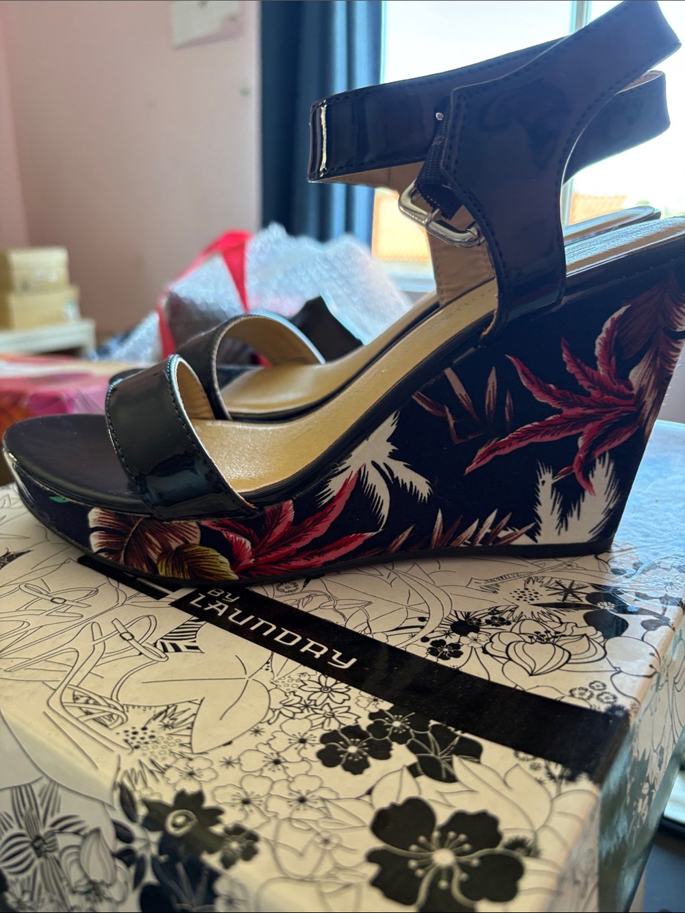 Navy Tropical Print Platform Infinity Slingback wedge Sandals - CL by Laundry